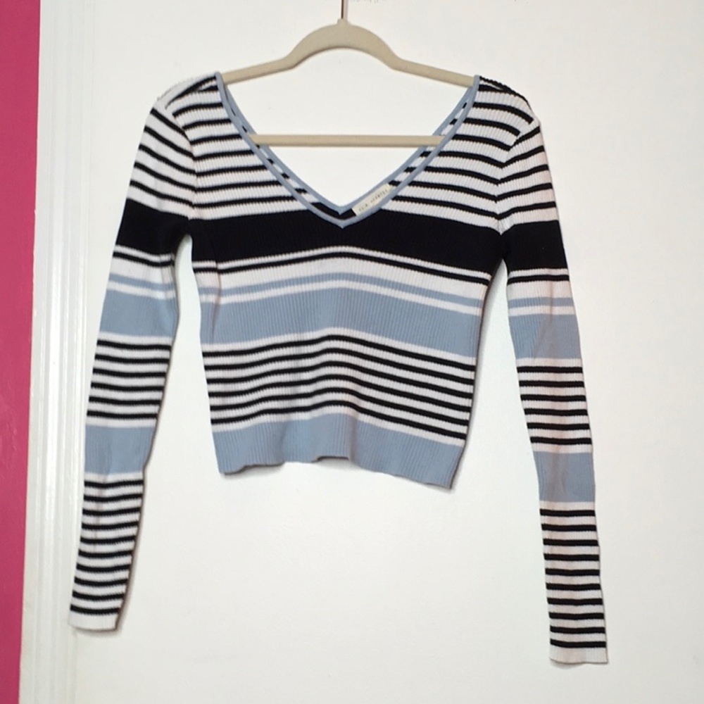 PacSun | Deep Vneck Stripped Shirt